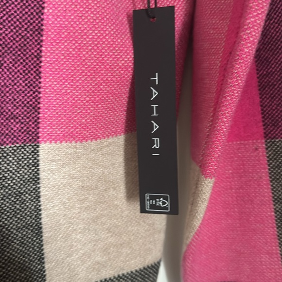 NWT- Small Petite Tahari beautiful sweater - Picture 2 of 5